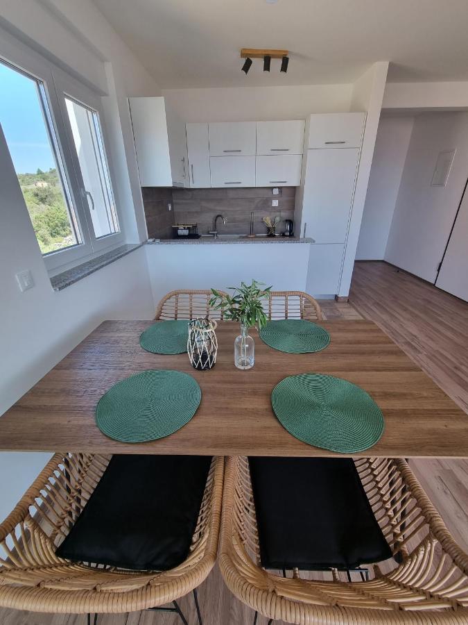 Sea View Apartment 罗戈兹尼察 外观 照片